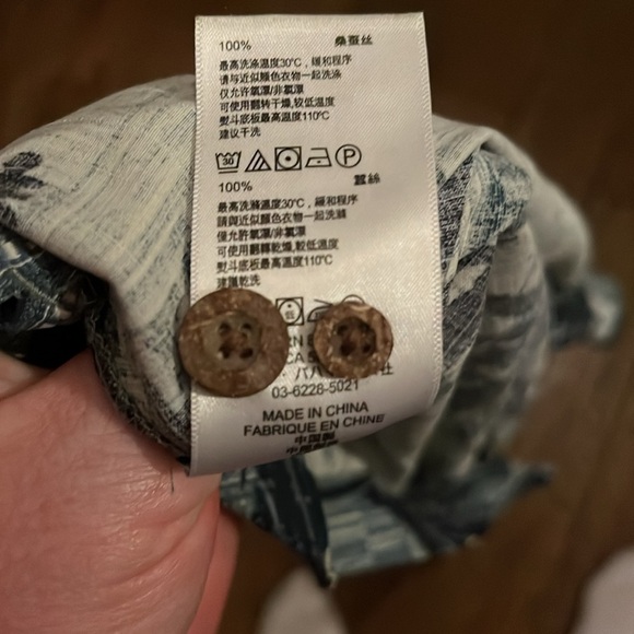 Tommy Bahama Original Fit Green Floral Palm Silk Shirt  Size M - Picture 8 of 9